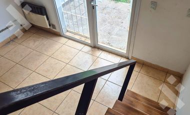 VENTA DE DUPLEX DOS DORMITORIOS - CENTENARIO