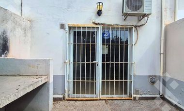 VENTA DE DUPLEX DOS DORMITORIOS - CENTENARIO