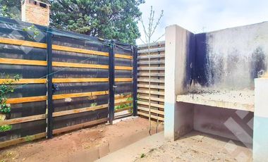 VENTA DE DUPLEX DOS DORMITORIOS - CENTENARIO