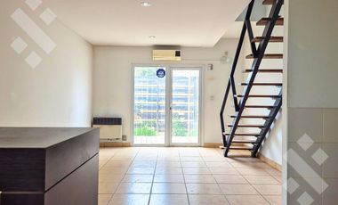 VENTA DE DUPLEX DOS DORMITORIOS - CENTENARIO