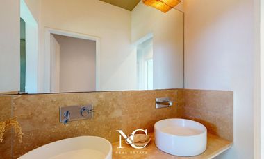 Casa en venta en Costa Esmeralda, barrio residencial