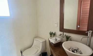 Venta Interlomas excelente Casa en privada con Jardín