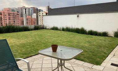 Venta Interlomas excelente Casa en privada con Jardín