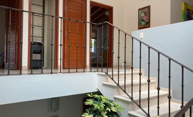 Venta Interlomas excelente Casa en privada con Jardín