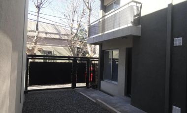 Dúplex en venta - 2 Dormitorios 2 Baños - San Fernando