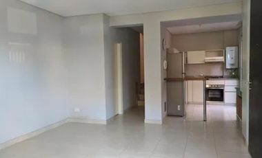 Dúplex en venta - 2 Dormitorios 2 Baños - San Fernando