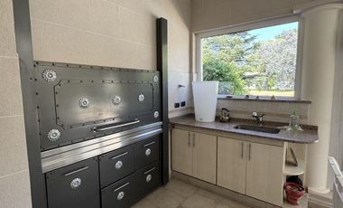 Casa de 4 dormitorios en venta en Canning