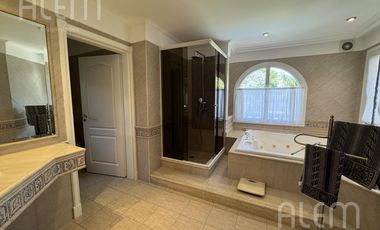 Casa de 4 dormitorios en venta en Canning