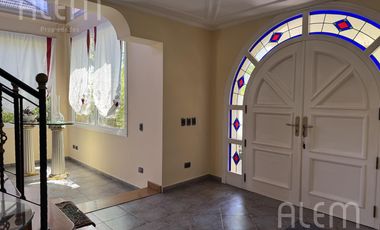 Casa de 4 dormitorios en venta en Canning