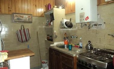 VENTA CASA 3 AMB 225 M2 COCHERA LANUS OESTE