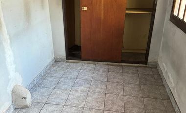 Departamento por escalera 2 amb con terraza y balcon apto credito SIN EXPENSAS