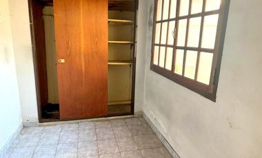 Departamento por escalera 2 amb con terraza y balcon apto credito SIN EXPENSAS
