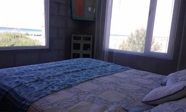 Casa en venta - 2 Dormitorios 1 Baño - 398Mts2 - Playas Doradas