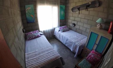 Casa en venta - 2 Dormitorios 1 Baño - 398Mts2 - Playas Doradas