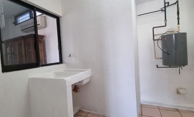 Departamento amueblado de 2 recámaras en zona centro