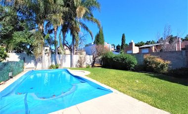 Casa en Granadero Baigorria