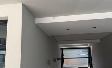 Cochera en Temperley