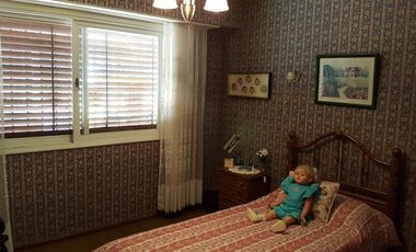 EDIFICIO COMERCIAL CON VIVIENDA, LOCAL Y SALON