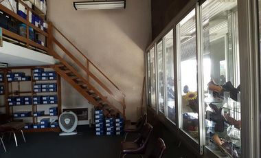EDIFICIO COMERCIAL CON VIVIENDA, LOCAL Y SALON