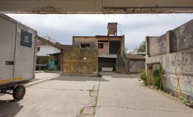 Galpón y oficina de trabajo en Turdera - 686 m2, lote en 