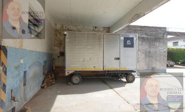 Galpón y oficina de trabajo en Turdera - 686 m2, lote en 