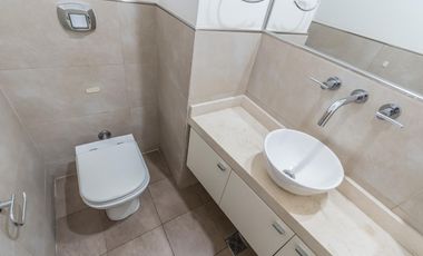 Oficina en edificio corporativo alquiler Centro / Retiro Impecable lista para entrar