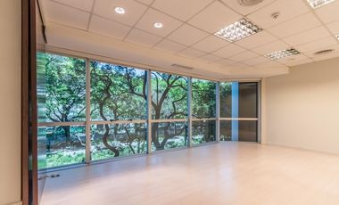 Oficina en edificio corporativo alquiler Centro / Retiro Impecable lista para entrar