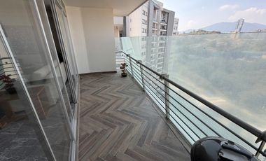 Departamento en Venta con vista al club de Golf, con  Terraza Bosque Real