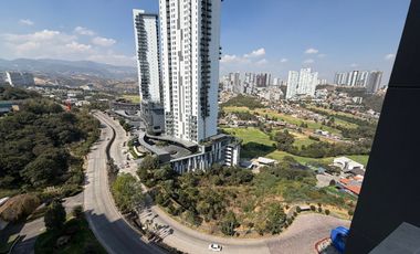 Departamento en Venta con vista al club de Golf, con  Terraza Bosque Real