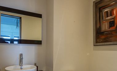 Departamento en Venta con vista al club de Golf, con  Terraza Bosque Real