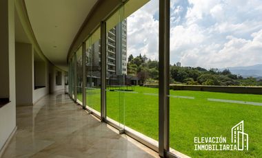 Departamento en Venta con vista al club de Golf, con  Terraza Bosque Real