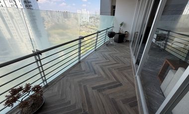 Departamento en Venta con vista al club de Golf, con  Terraza Bosque Real