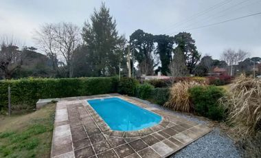 Casa en venta - 4 Dormitorios 2 Baños - Sierra de Los Padres