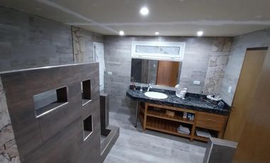 Casa en venta - 4 Dormitorios 2 Baños - Sierra de Los Padres