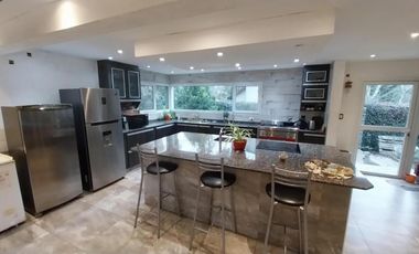 Casa en venta - 4 Dormitorios 2 Baños - Sierra de Los Padres