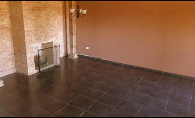 ARGUELLO-GRAN CASA-4 Dorm-1 suite/vestidor-4 baños-Cava-Doble cochera-Pileta- 3 terrazas