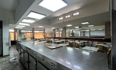 Local Comercial en la plata, terminal de micros