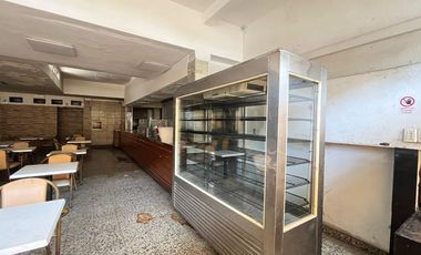 Local Comercial en la plata, terminal de micros