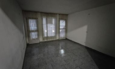 Departamento en venta - 3 Dormitorios 2 Baños - Tandil