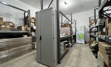 depósito y oficinas en dos plantas - APTO CREDITO-Avellaneda