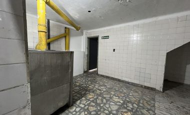 depósito y oficinas en dos plantas - APTO CREDITO-Avellaneda