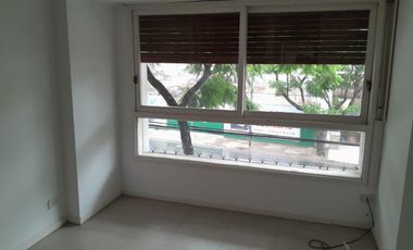 Alquiler departamento 3 ambientes en duplex, en Olivos