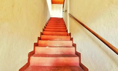 VENTA CASA CON LOCAL 200 M2 VALENTIN ALSINA