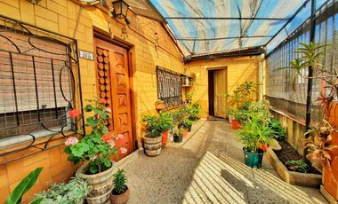 VENTA CASA CON LOCAL 200 M2 VALENTIN ALSINA