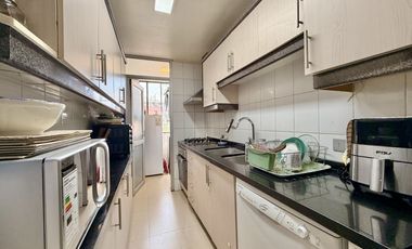 Amplia terraza y 4 dormitorios