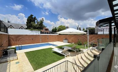 Venta Casa 5 ambientes en Villa Devoto con cocheras, jardín, piscina, suite. 3 plantas