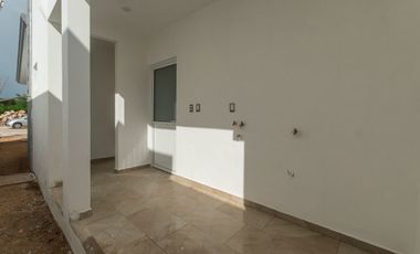 Casa en renta en Zendera, con doble altura y recamara en planta baja