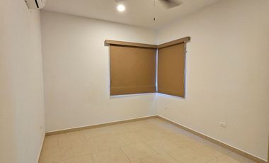 Casa en renta en Zendera, con doble altura y recamara en planta baja