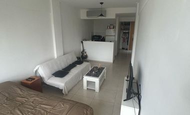 Monoambiente en venta frente al parque San Martin