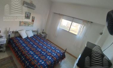 Confortable y cómodo 2 ambientes,con balcón a la calle,muy céntrico!!